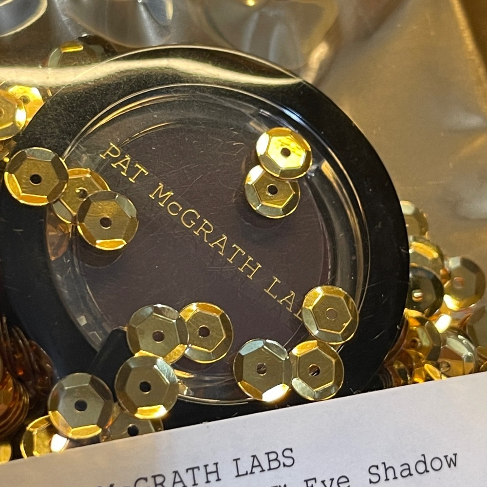 PAT McGRATH LABS Eyedols Single Eyeshadow in Deep Velvet - Picture 10 of 12